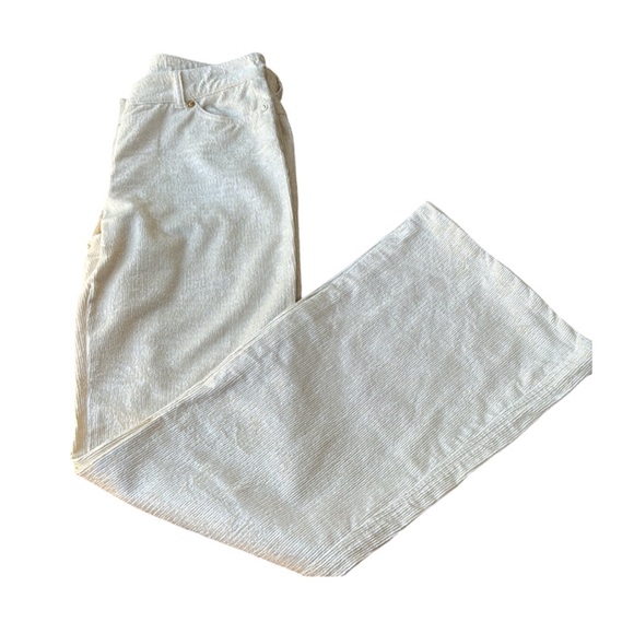 ESCADA ivory butter-soft corduroy look jean, size 36 EU - Picture 1 of 14